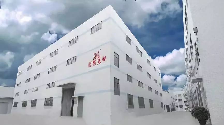 钜亮光學(xué)廠房工作環境 钜亮光學(xué)廠房工作環境